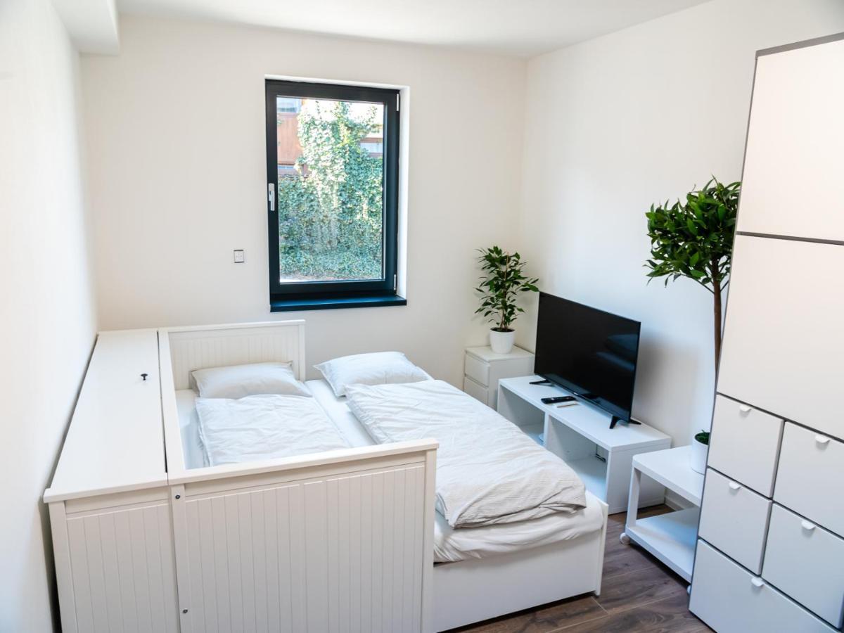 Apartmany Gemini Злін Екстер'єр фото